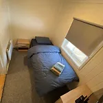 Stor Funksjonell Bolig Med Bat 招待所 Kjøpsvik