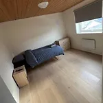 Stor Funksjonell Bolig Med Bat 招待所 Kjøpsvik