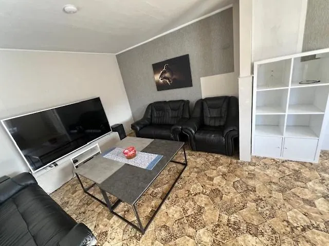 Stor Funksjonell Bolig Med Bat