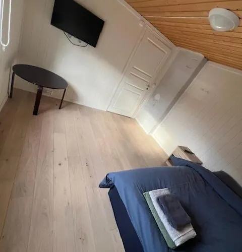 Stor Funksjonell Bolig Med Bat Kjøpsvik