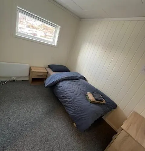 Stor Funksjonell Bolig Med Bat Gæstehus