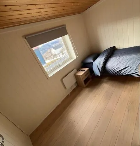 Stor Funksjonell Bolig Med Bat Maison d'hôtes *